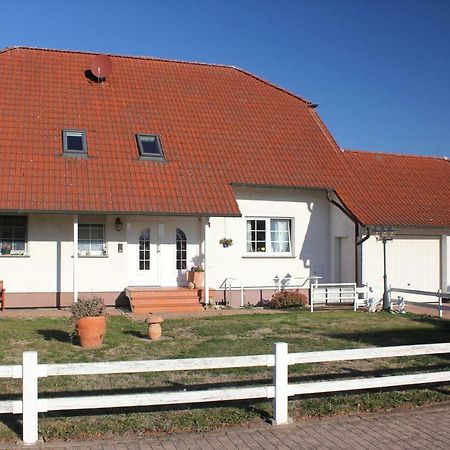 Ruhige und gemütliche Ferienwohnung in Calden Exterior foto