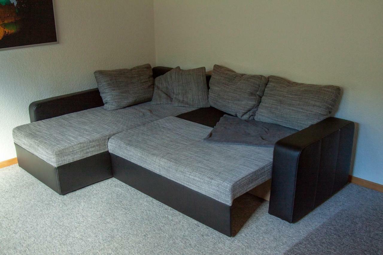Ruhige und gemütliche Ferienwohnung in Calden Exterior foto